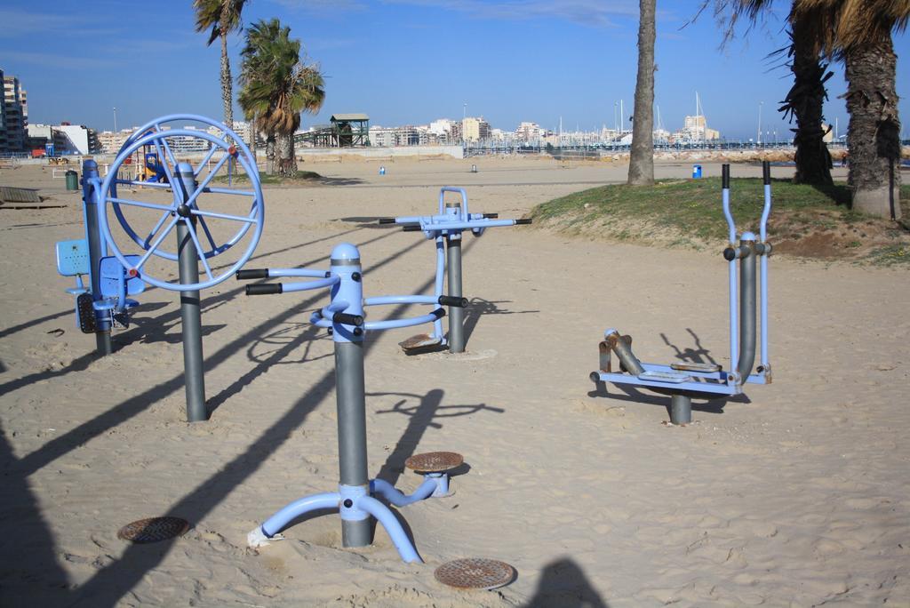 Apartamento Berry Playa Naufragos Torrevieja Eksteriør bilde