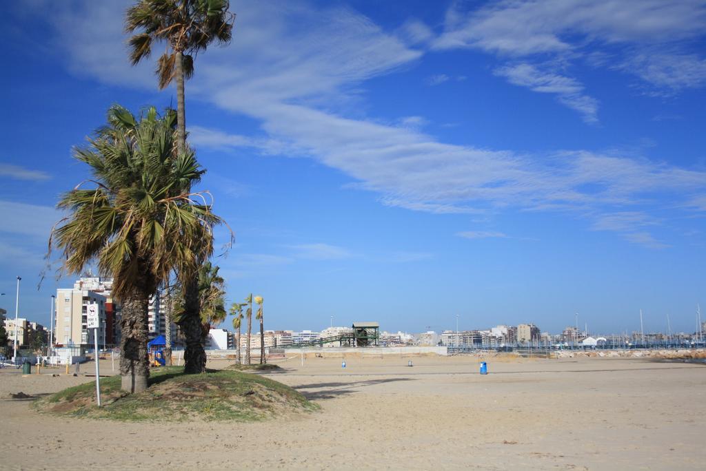 Apartamento Berry Playa Naufragos Torrevieja Eksteriør bilde