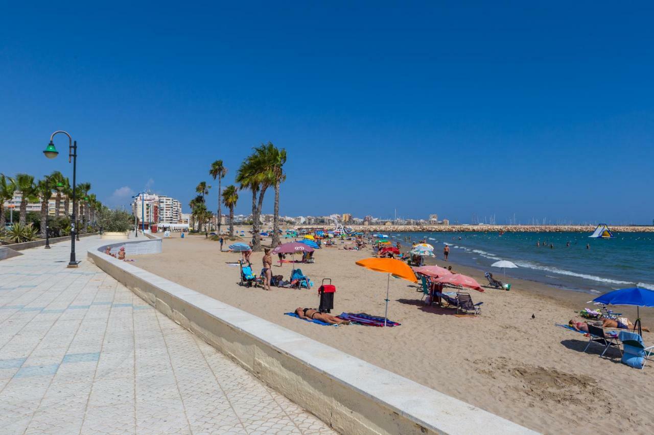 Apartamento Berry Playa Naufragos Torrevieja Eksteriør bilde